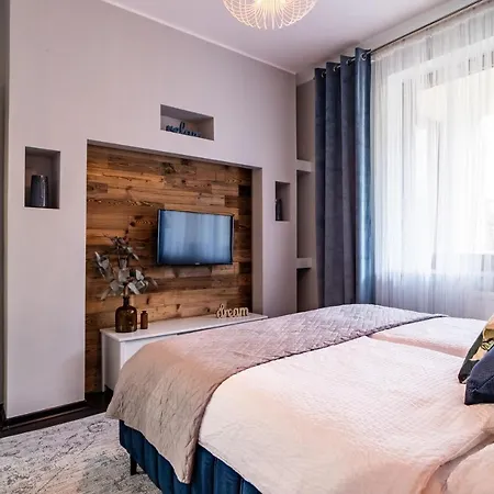 Apartmán Apartamentysnu, Sloneczny Standard Z Parkingiem, Centrum Radom