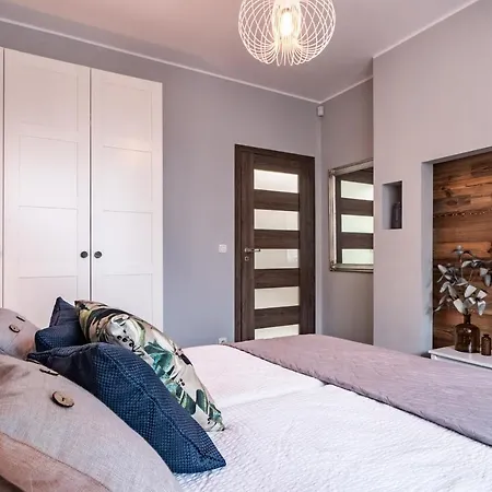 Apartmán Apartamentysnu, Sloneczny Standard Z Parkingiem, Centrum Radom
